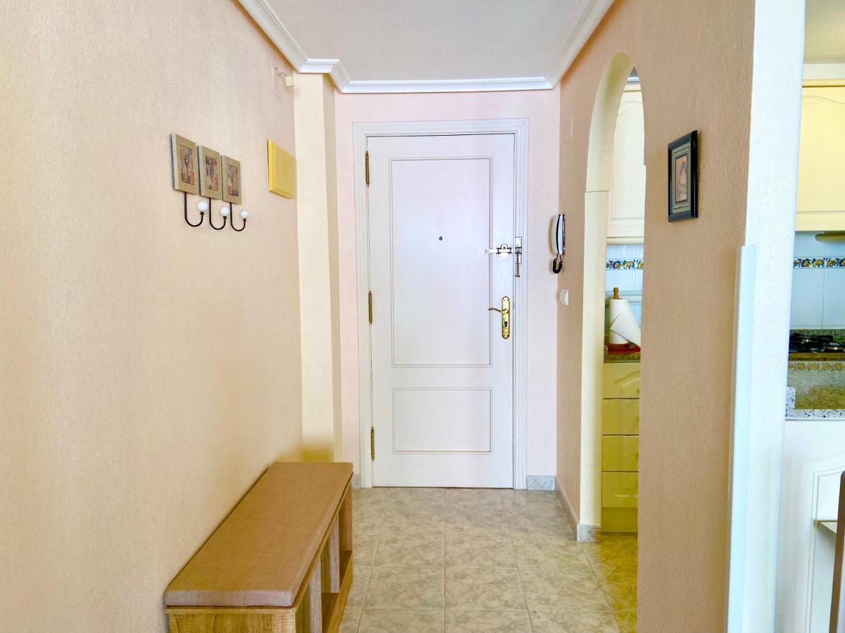 Beautiful Apartment Near Playa De Los Locos 또레비에하 외부 사진