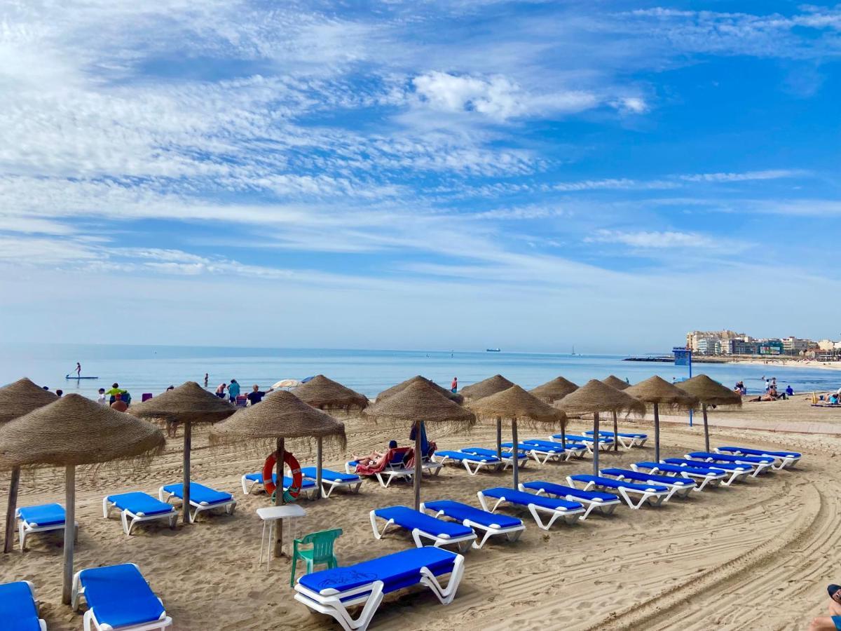 Beautiful Apartment Near Playa De Los Locos 또레비에하 외부 사진