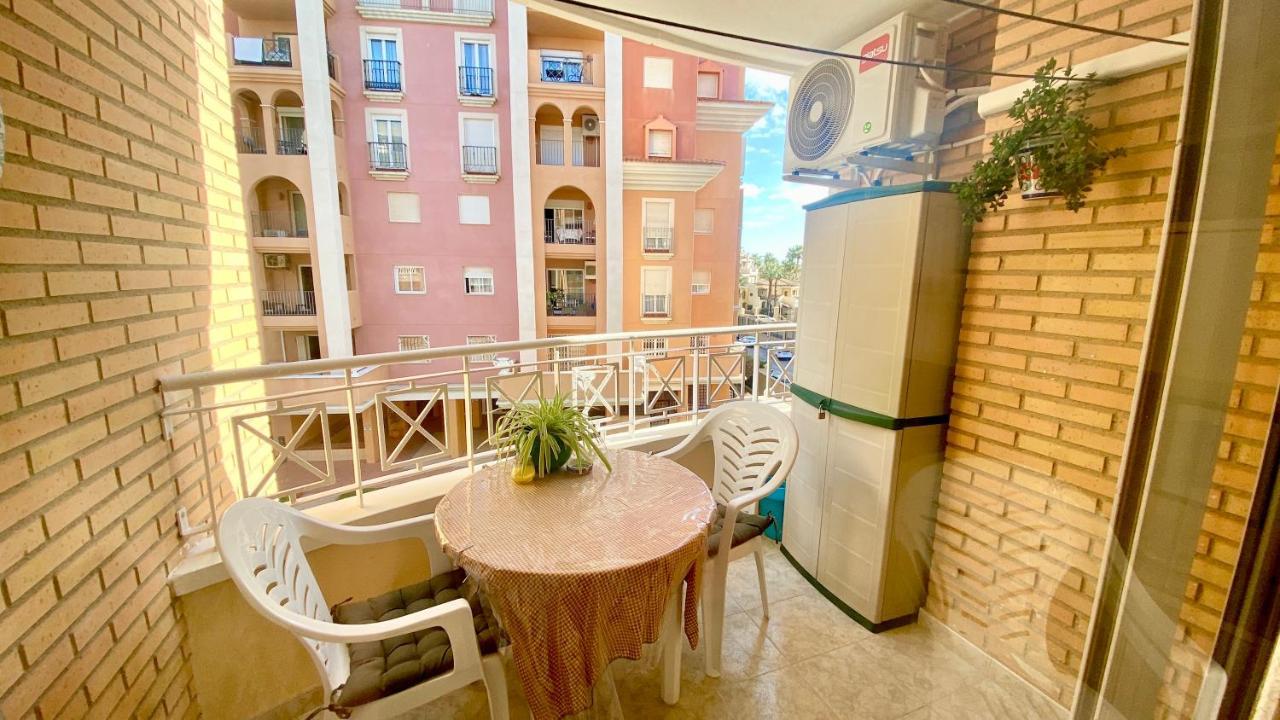 Beautiful Apartment Near Playa De Los Locos 또레비에하 외부 사진